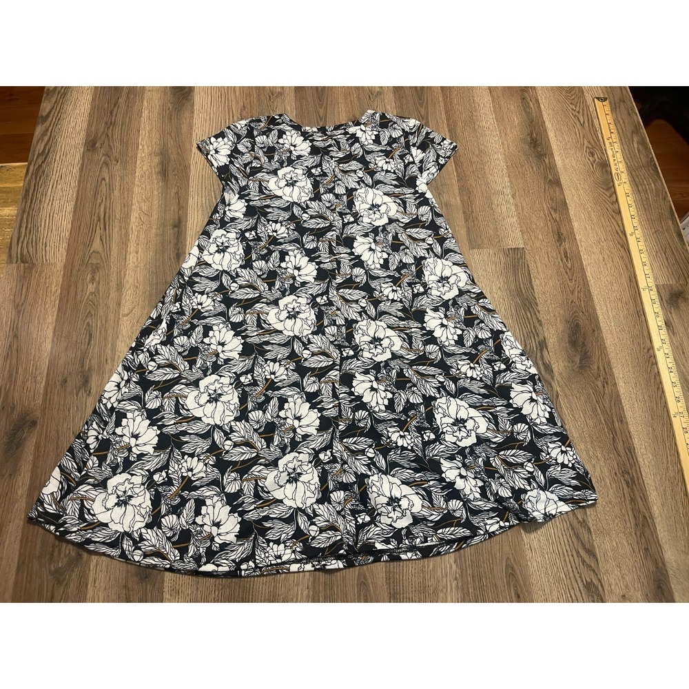Adriana Dress, Women's Size Small/Medium, Black White, Floral, A-line - Picture 2 of 8